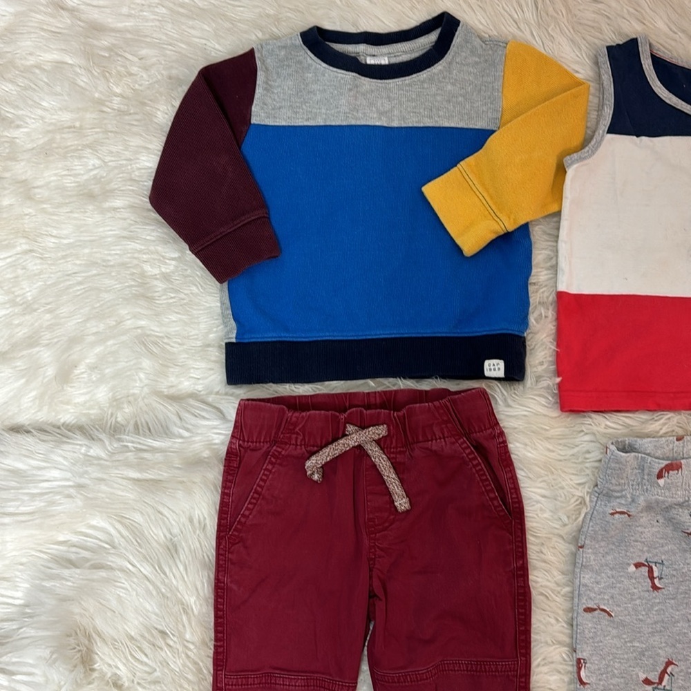 Boys Size 3, Not So Mystery Box of Tops and Bottoms - Picture 3 of 7